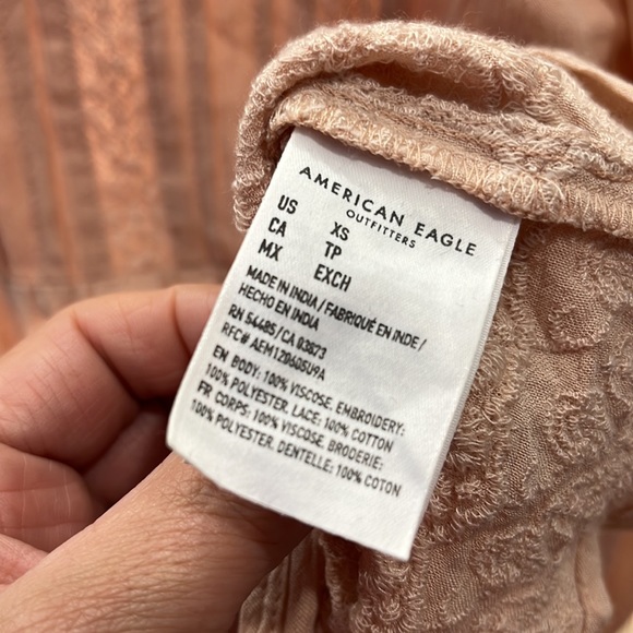 AMERICAN EAGLE OUTFITTERS Boho Top w Embroidery & Crochet Light Peach-XS - Picture 5 of 5